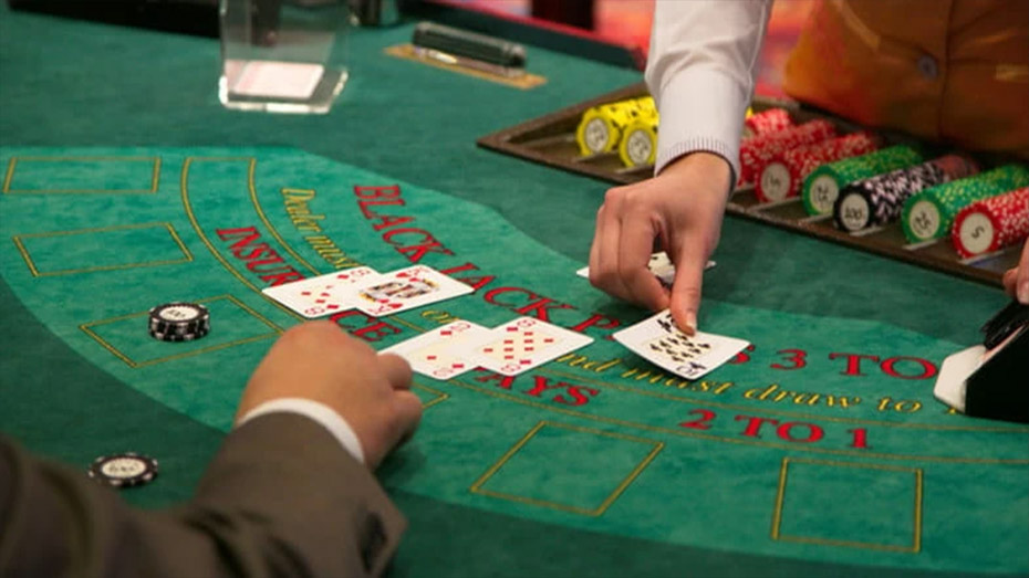 Learn Deviations in Blackjack  Playing & Betting WOW888